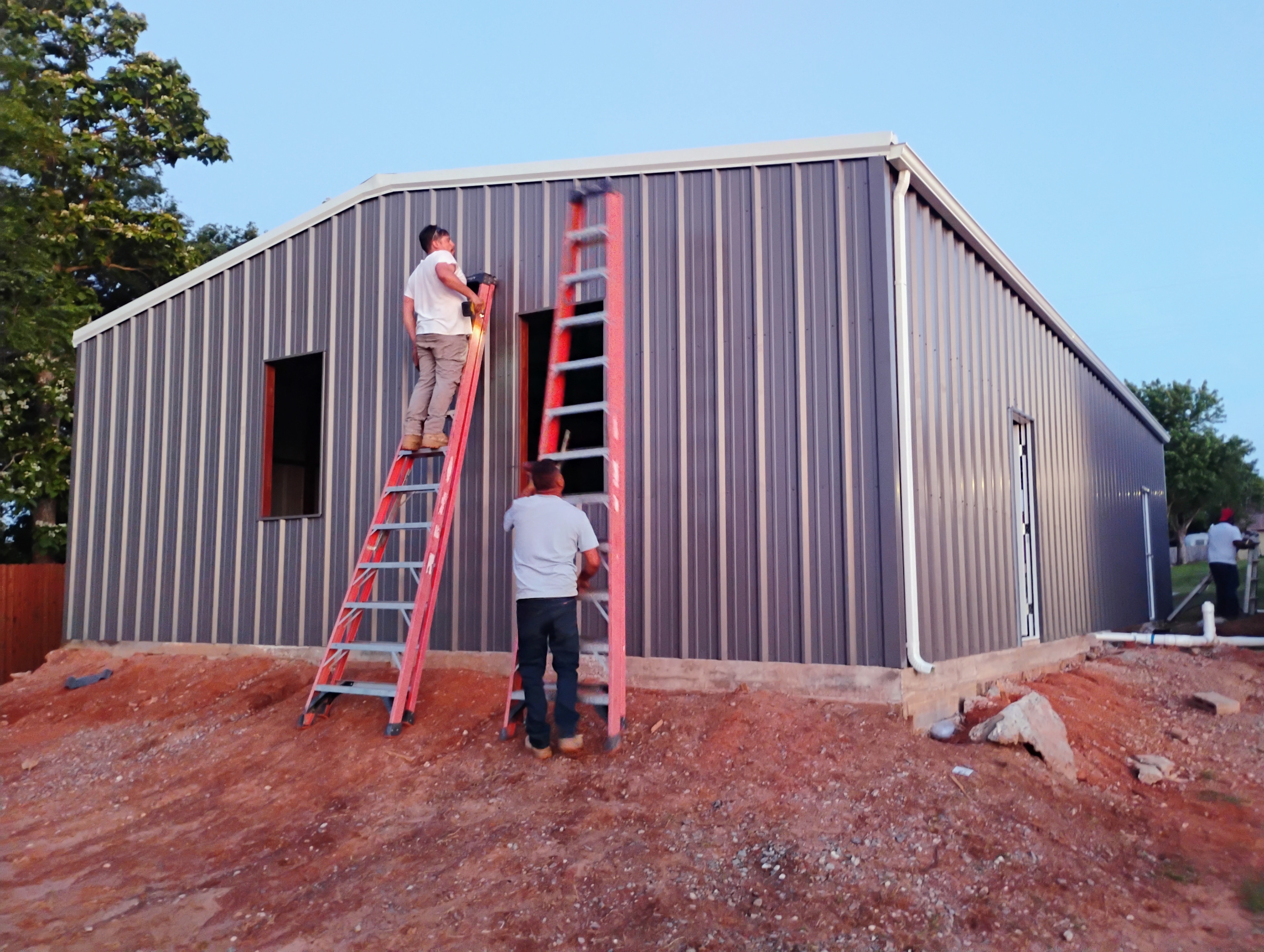 Metal building by Forever Carports